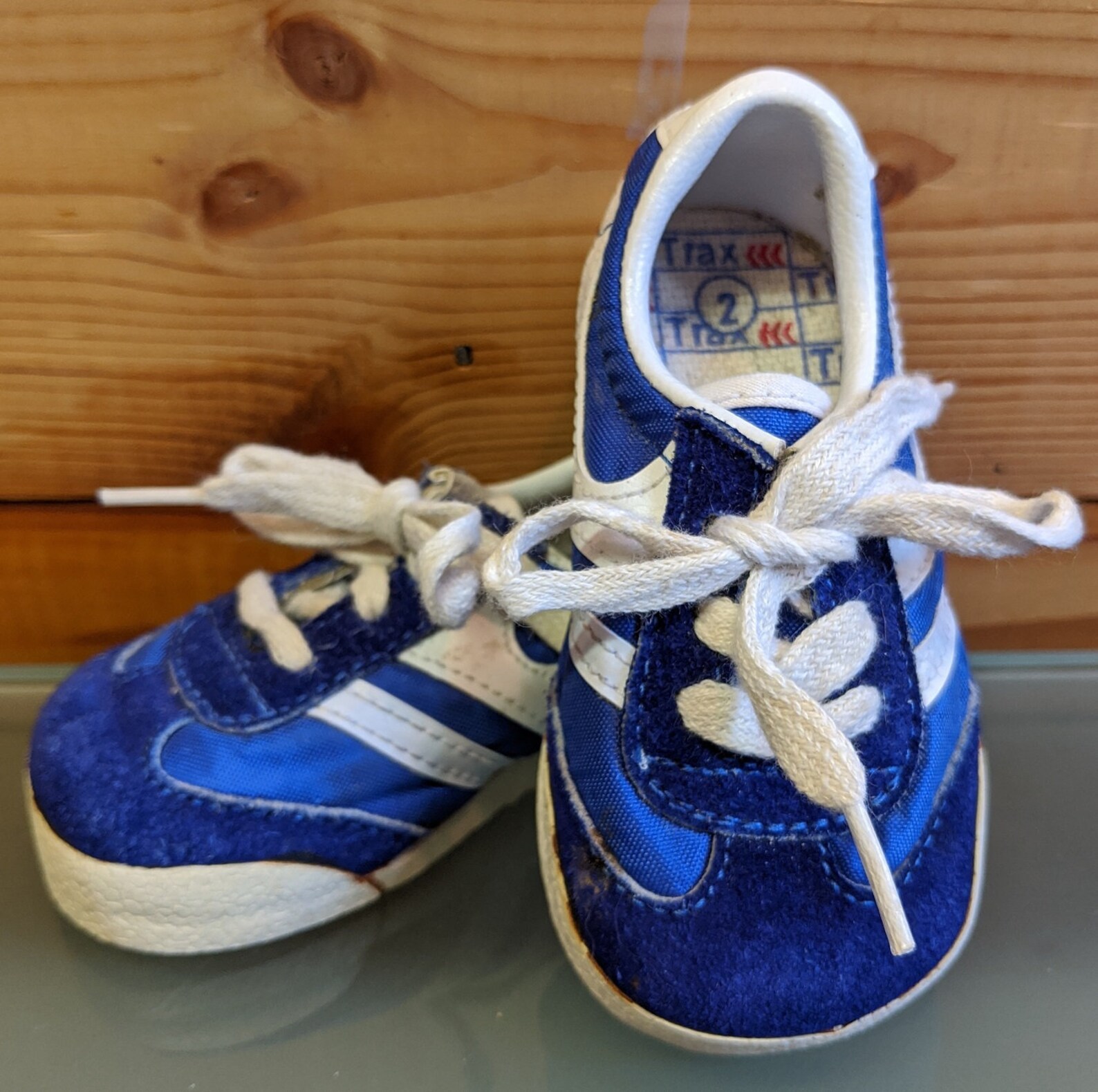 vintage trax sneakers