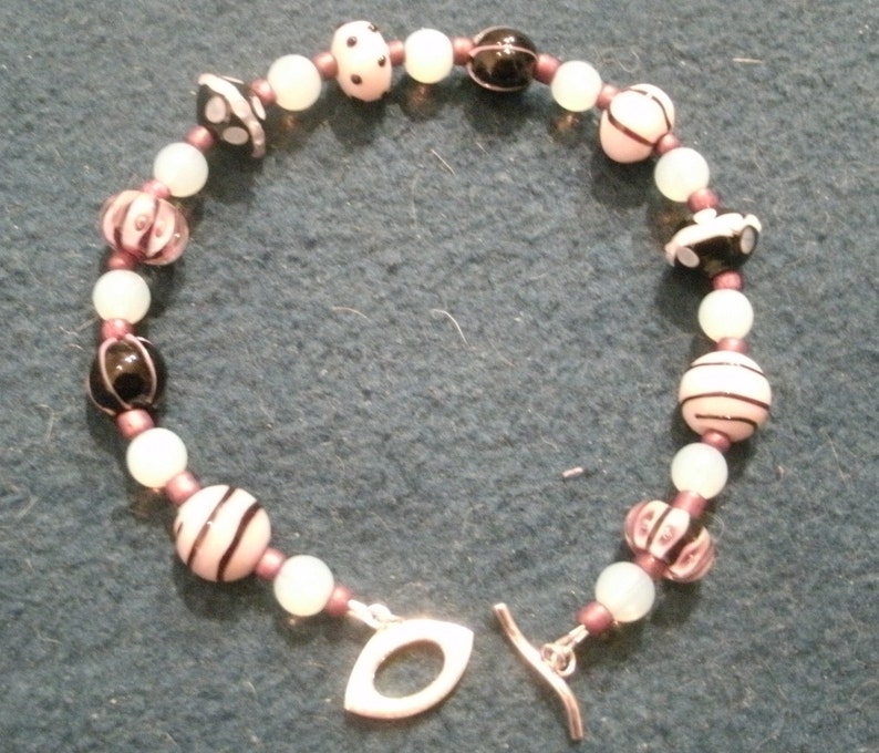Pink, Black, Bracelet, Glass, Bead, Lampwork, Crystal, Toggle Close image 1