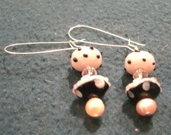 Pink and Black Glass Lampwork Bead and Pearl Dangle Earrings