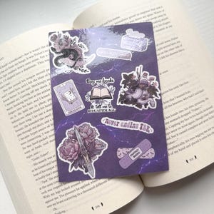 Purple Fantasy Kindle Insert - Dragon Kindle Insert - Fourth Wing - Fantasy Dragon - Lightning Kindle Insert - EReader Insert