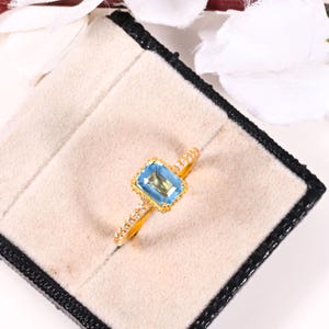 9k 18k 14K Solid Gold Genuine Aquamarine and Diamond Ring Emerald Cut Aquamarine Engagement Ring, Aquamarine Moissanite on Shank Bridal Ring