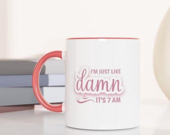 Jäklar, klockan är 7 på morgonen | Presentmugg till Swiftie