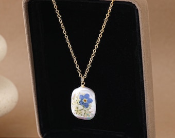 Collana con perle barocche "Non ti scordar di me", collana da sposa, gioielli da matrimonio blu, collana da damigella d'onore, ciondolo floreale con perle, regalo di nozze per lei