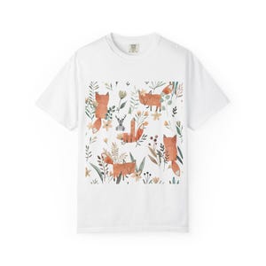 Whimsical Foxes Graphic T-Shirt, Nature Lover Apparel, Cute Animal Tee, Gift for Wildlife Enthusiasts, Summer Casual Wear