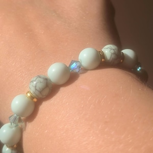 Mint Gold AB Preciosa Toggle Beaded Bracelet