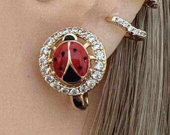 Pendientes de mariquita de plata de ley bañados en oro: joyería de insectos con circonitas cúbicas