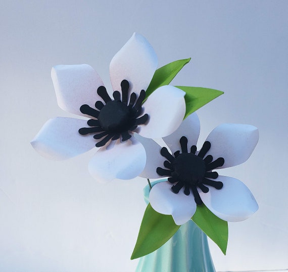 Free Free 124 Cute Small Flower Svg SVG PNG EPS DXF File