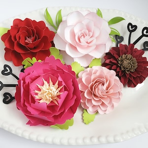 Easy Paper Flower Tutorial - Paper Flower Templates - DIY Flowers - 3D Flowers - SVG/PDF - Small Flowers - Five Flower Bundle