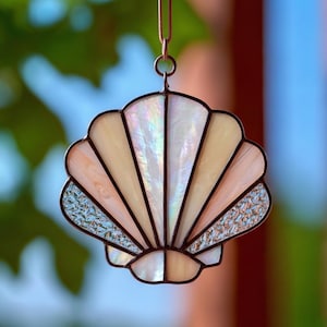 Seashell Stained Glass Pattern: Coastal Suncatcher Template PNG-PDF-JPEG