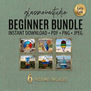 Könnte beinhalten: Eine digitale Download-Grafik mit einem "Beginner Bundle" von Glasmalereimustern. Das Bild zeigt sechs gerahmte Glasmalereidesigns mit dem Text "glassnovastudio" und "Easy Cuts" in den oberen Ecken. Die Wörter "INSTANT DOWNLOAD • PDF • PNG • JPEG" sind ebenfalls enthalten.
