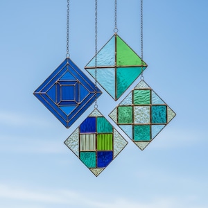 Stained Glass Suncatcher Patterns – Scrap Glass & Beginner Vitrail Template - Download PDF-PNG-SVG