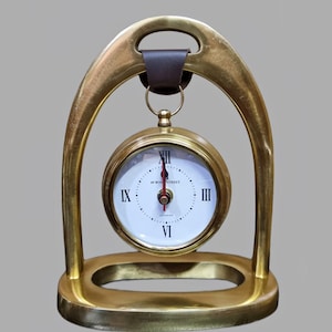 Horloge de table suspendue vintage - Horloge de bureau à chiffres romains Bond Street avec cadre en laiton