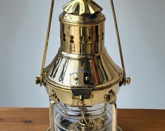 ヴィンテージオイルランタン 真鍮製 ヴィンテージスタイルの真鍮製オイルランタン（透明ガラス付き