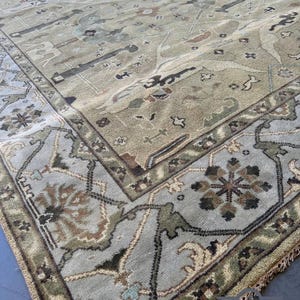 Hand-Knotted Oushak Wool Rug 9x12: Earth Tone Turkish Vintage Area Rug