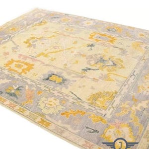 Hand-Knotted Oushak Wool Rug 8x10: Pastel Floral Turkish Carpet