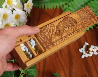 Wild Wolf Halloween Wood Pill Organizer, Weekly Pill Box Wood Wolf Carving 7 day Pill Case in Lacquer/Oil, Paul Szewc Masterpiece Laser