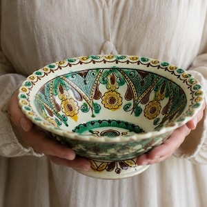 Grote Kosiv-keramische fruitschaal, handgemaakt Oekraïens aardewerk middelpunt, handgeschilderde majolica serveerschaal, decor rustieke volkskunst, 1,5 l