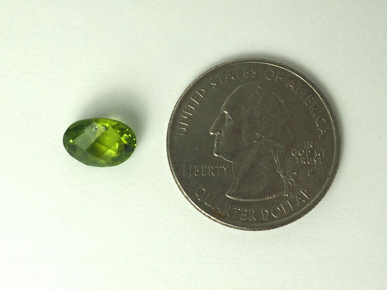 Peridot faceted ovals image 7