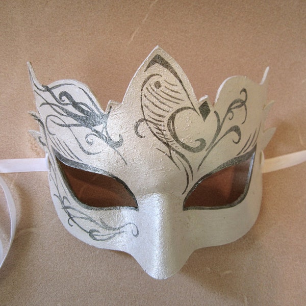 White Swan leather mask (Ready to ship)