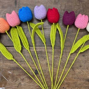 Handmade Crochet Tulip Flower – Colorful Knitted Bloom for Decor Gift & Bouquet | Custom Flowers Stem for Home, Wedding Anniversary Yarn DIY