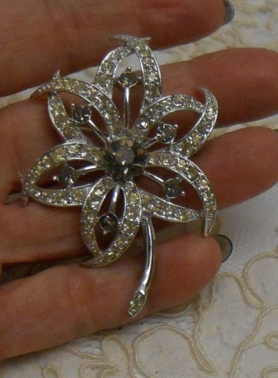 Vintage Sara Coventry Silver & Rhinestone Flower … - image 2