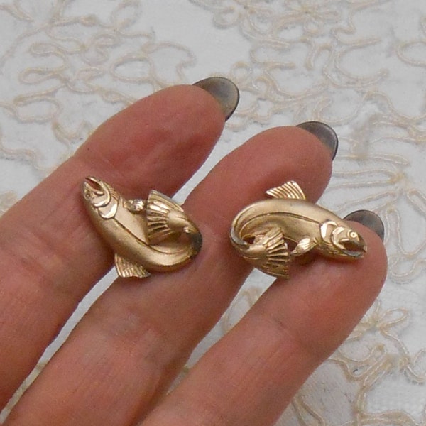 Vintage Swank Gold Tone Realistic "FISH" Metal Cufflinks