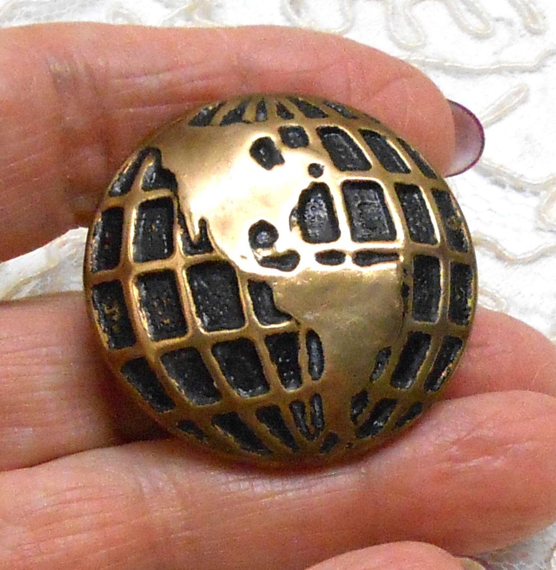 D-4 - WORLD Large Brass Button With Loop Shank - 1-1/2
