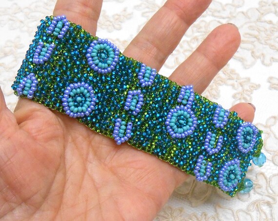 Vintage Hand Beaded Bracelet, Turquoise & Lime Gr… - image 1