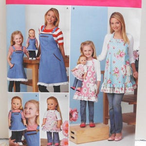 Simplicity&#39;s Misses&#39; Size S-L and 18&quot; Doll Aprons Pattern, #1240 - UNCUT