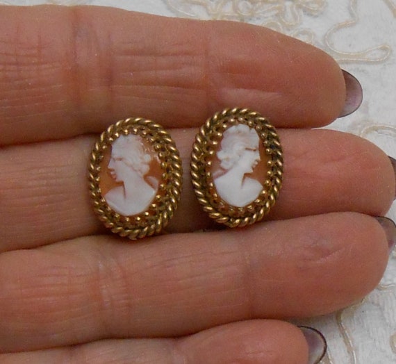 Antique 12K Gold-Filled Hand Carved Shell Cameo C… - image 2