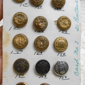 Collector&#39;s Card #2 of Vintage Military & Uniform Buttons