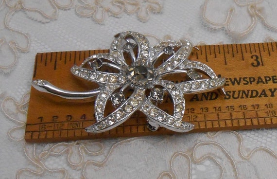 Vintage Sara Coventry Silver & Rhinestone Flower … - image 1