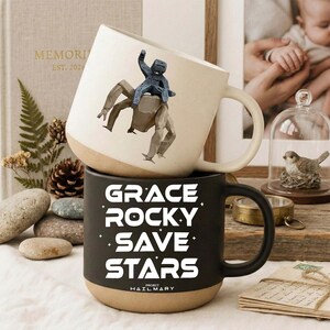 Taza Grace Rocky Save Stars, Taza de cerámica para amantes de los libros, Merchandising de Project Hail Mary, Taza Rocky Amaze Space, Regalo para amantes de los libros de ciencia ficción