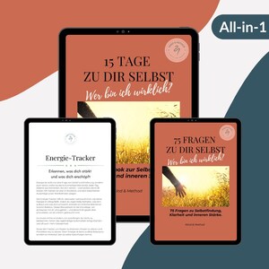 Könnte beinhalten: Drei digitale Tablets mit Inhalten zur Selbsthilfe. Das größte Tablet zeigt "15 TAGE ZU DIR SELBST". Die anderen zeigen "Energie-Tracker" und "75 FRAGEN ZU DIR SELBST" mit Text. Der Hintergrund ist in warmen Erdtönen gehalten.