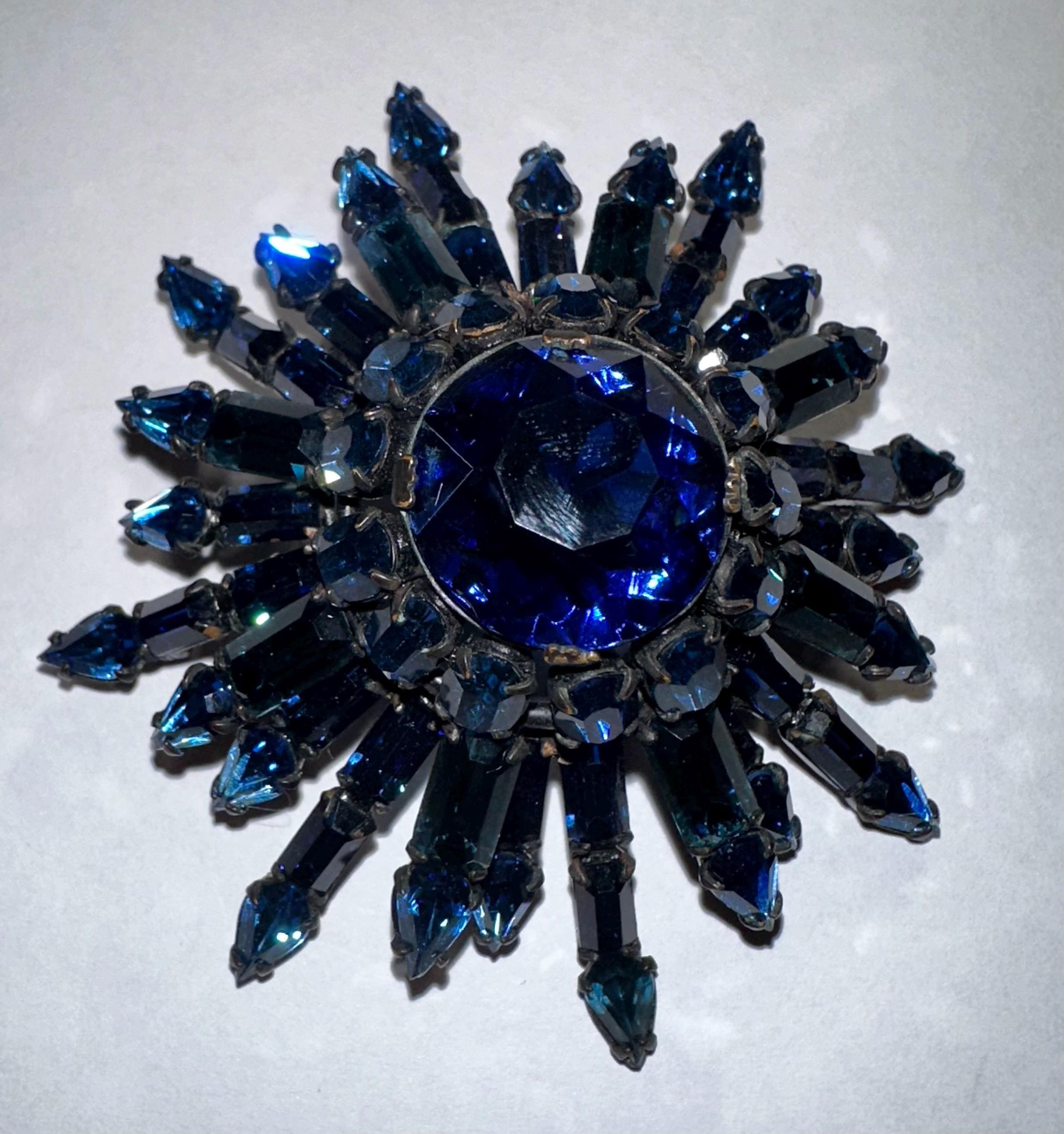 Schreiner brooch - Etsy 日本