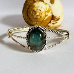 Adjustable labradorite minimalist bracelet, stylish Women best Bracelet, Dainty Labradorite Silk Bracelet, Big Oval shaped Gemstone