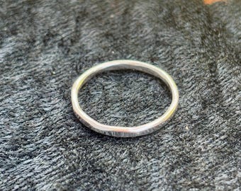 Bague en argent sterling 925 : bague minimaliste martelée