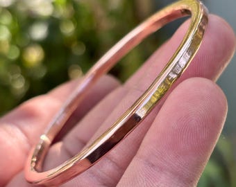 Hand-Forged Solid Copper Bangle — Timeless Minimal Bracelet for Everyday Wear