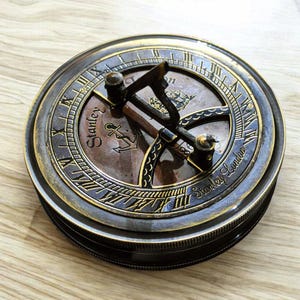 Antique Brass Sundial Compass – Vintage Travel Gift – Steampunk Pocket Compass – Nautical Brass Instrument – Explorer’s Navigation Tool