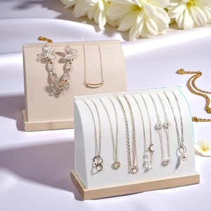 Minimalist Necklace Display Stand: Modern Wood Jewelry Organizer