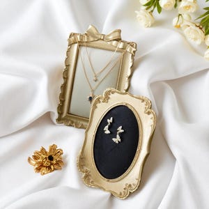 Gold Velvet Jewelry Display Stand: Vintage Necklace & Earring Organizer