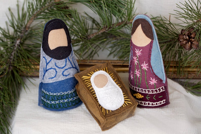 Embroidered Wool Felt Christmas Nativity DIGITAL PATTERN Nativity Pattern Embroidered Nativity Wool NativityChristmas Embroidery Pattern image 5