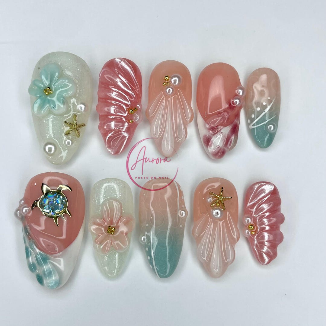 3D 貝殻プレスオンネイル：オーシャンパラダイス、パール＆フラワー