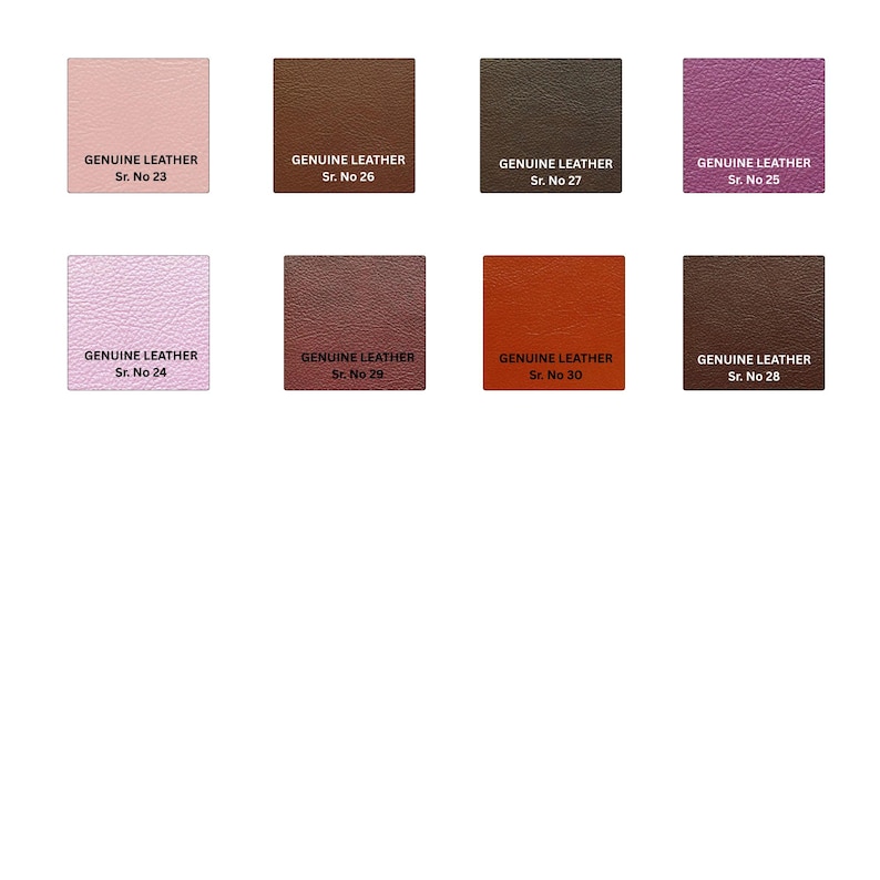 Op de afbeelding: Een verzameling van acht vierkante leren stalen in verschillende kleuren, waaronder roze, bruin, paars en oranje. Elk staal is gemarkeerd met "ECHT LEER" en een serienummer.