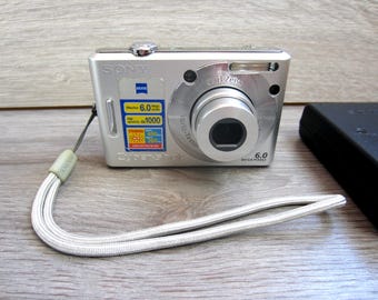 デジタルカメラ ソニー サイバーショット DSC-W30、コンパクトデジタル