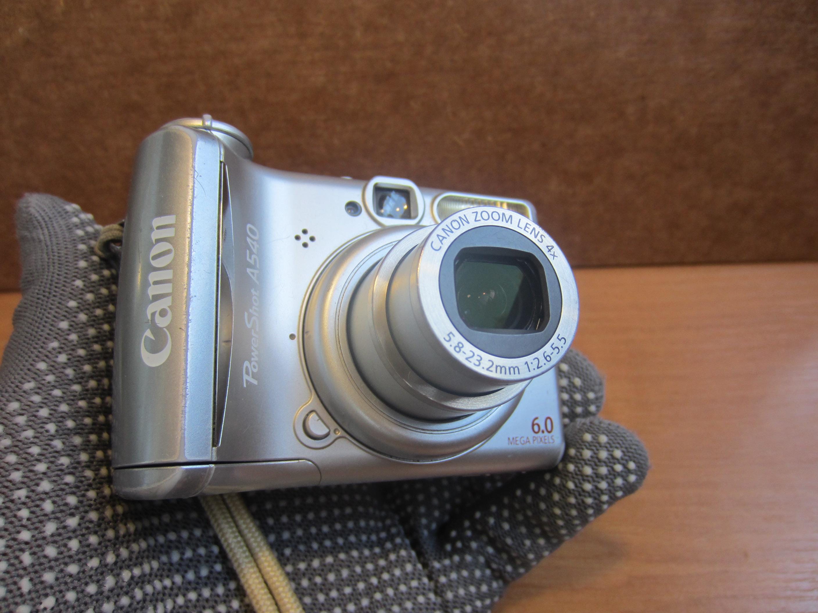 Vintage Canon Powershot A540 Digital Camera Silver Rare Working