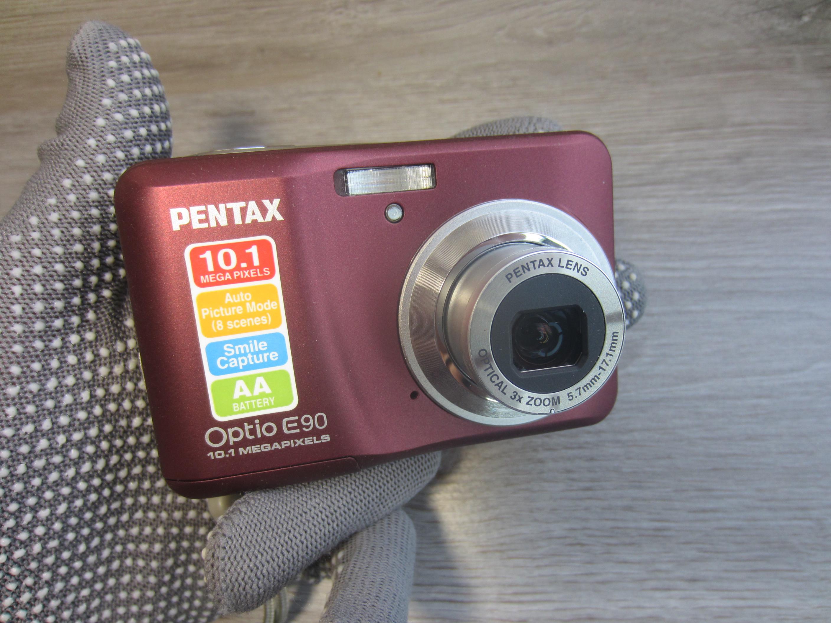 Pentax Optio E90 Digital Camera 3x Zoom Vintage Wine Red Working