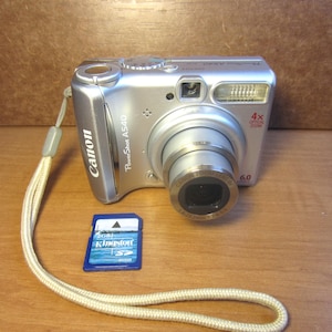 Vintage Canon PowerShot A540 Digital Camera Silver Rare Working Tested