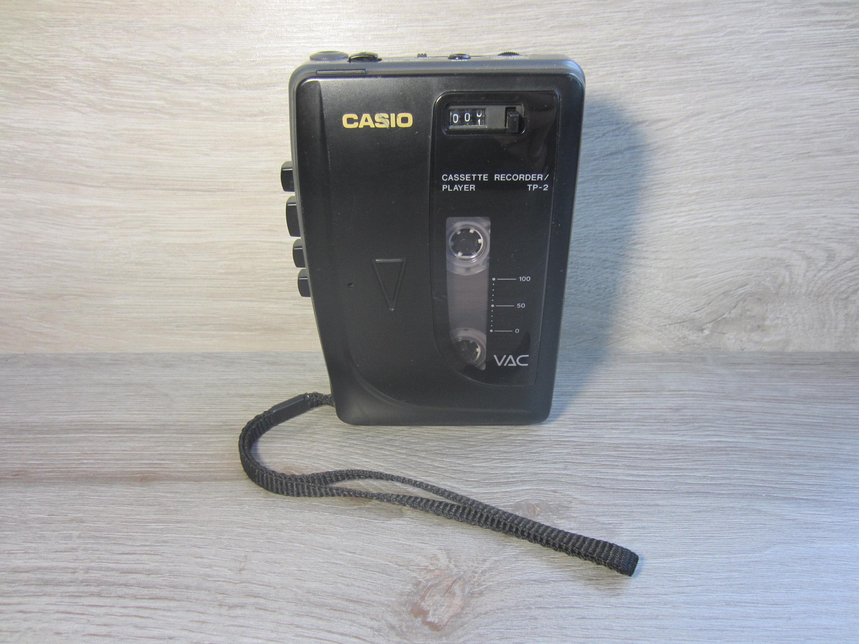 Casio AS-750R – Walkman Stéréo AM/FM – Vintage 1990 – Japon – Stock Neuf, Pixels LCD Morts