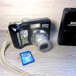 Nikon Coolpix P1 - Etsy